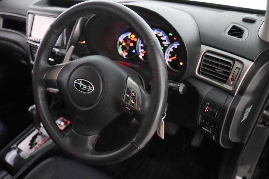 Subaru Exiga vaihtoauto