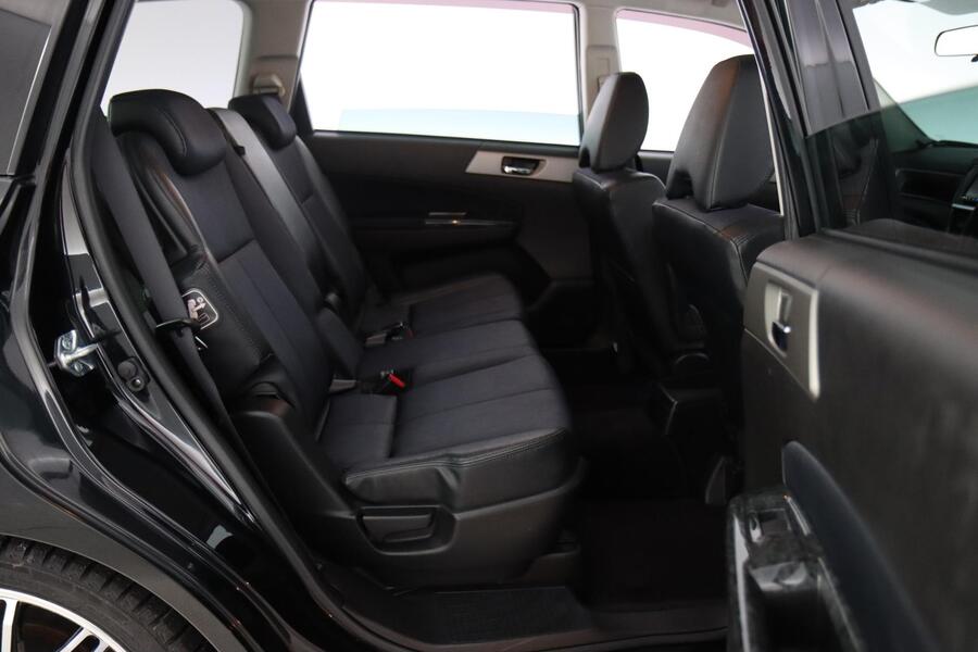 Subaru Exiga vaihtoauto