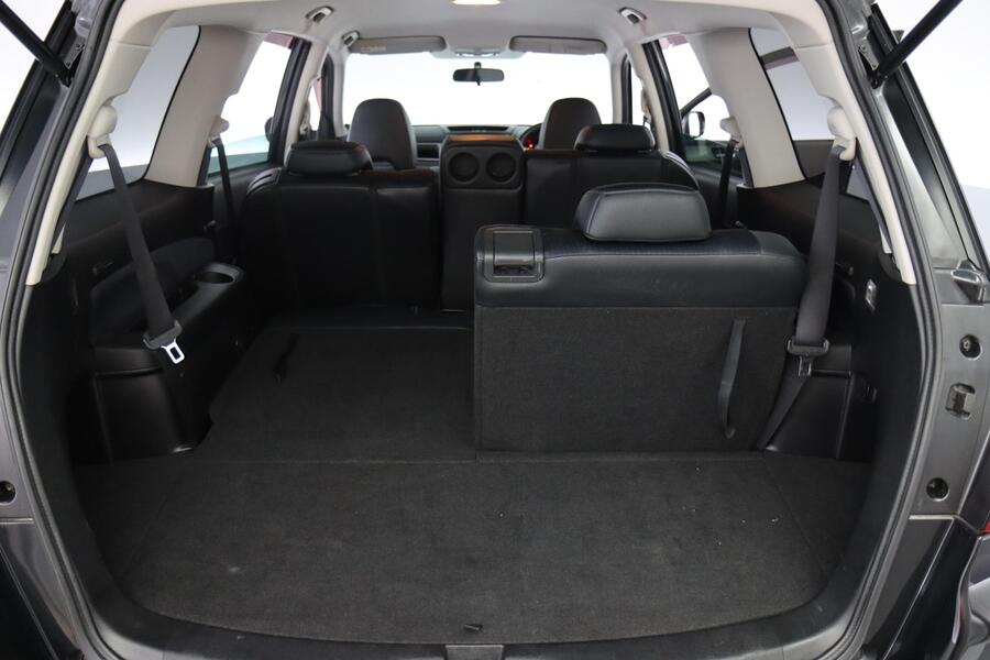 Subaru Exiga vaihtoauto