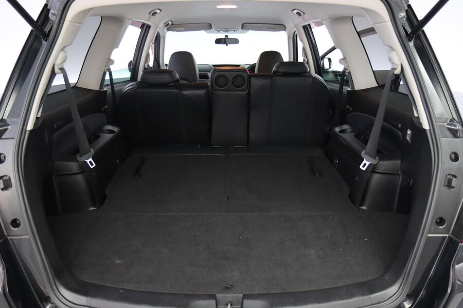 Subaru Exiga vaihtoauto