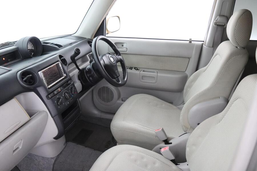 Toyota BB vaihtoauto