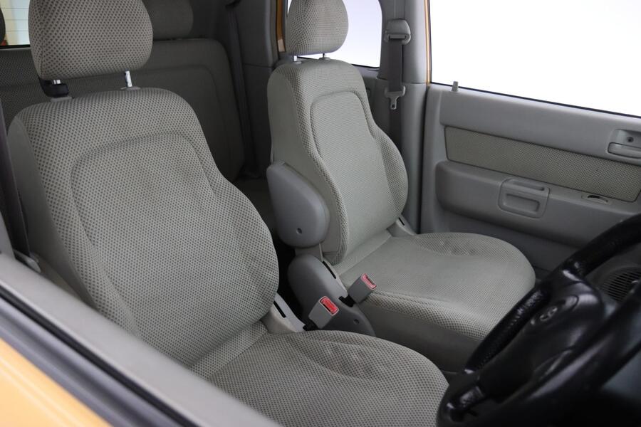 Toyota BB vaihtoauto