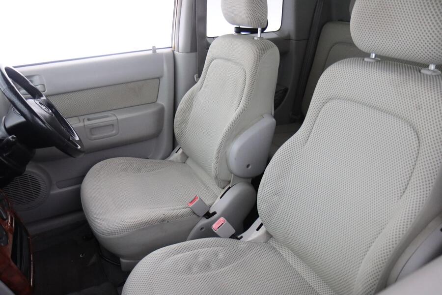 Toyota BB vaihtoauto