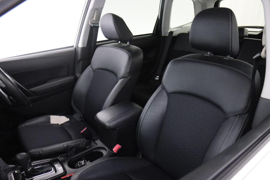 Subaru Forester vaihtoauto