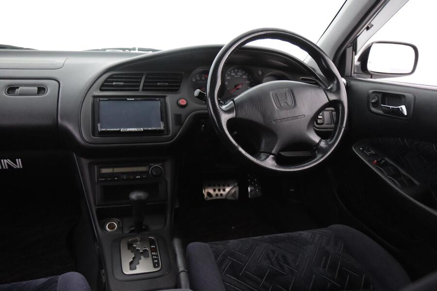 Honda Accord vaihtoauto