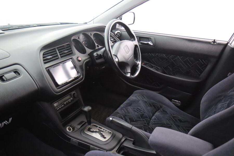 Honda Accord vaihtoauto