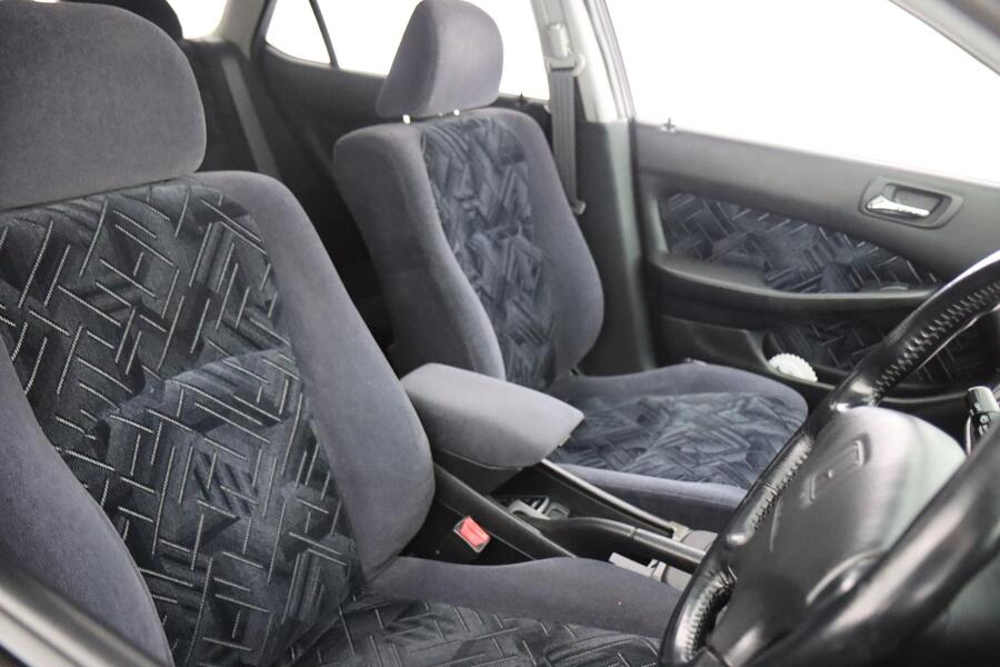 Honda Accord vaihtoauto