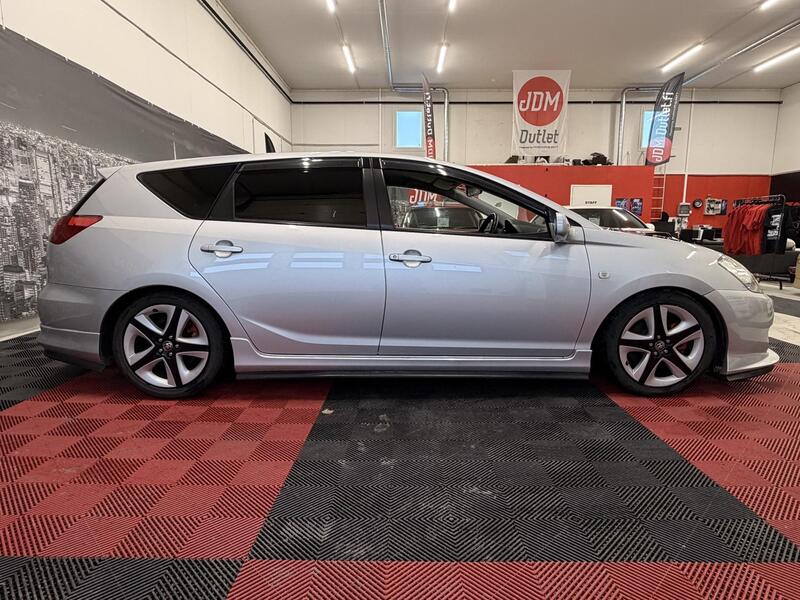 Toyota Caldina vaihtoauto