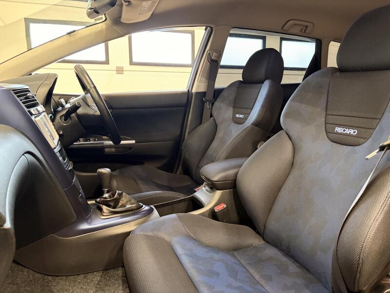 Toyota Caldina vaihtoauto