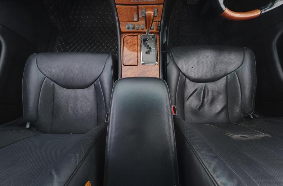 Toyota Celsior vaihtoauto