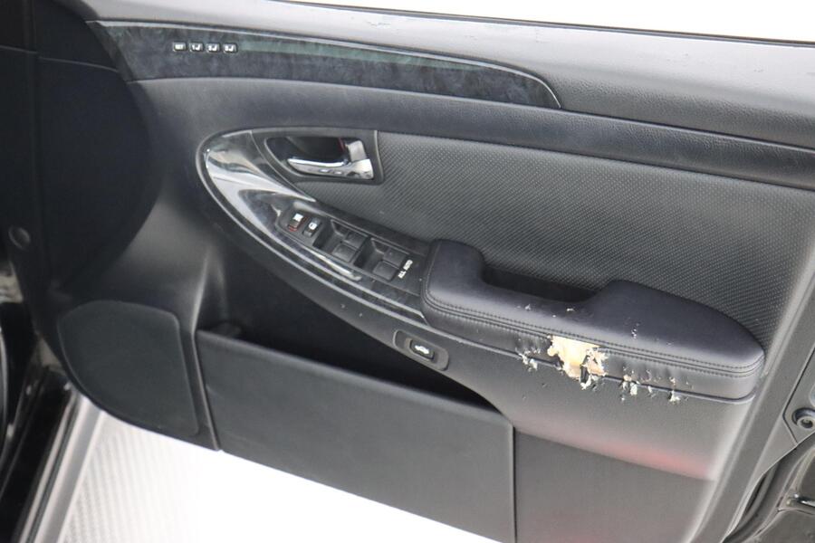 Toyota Crown vaihtoauto