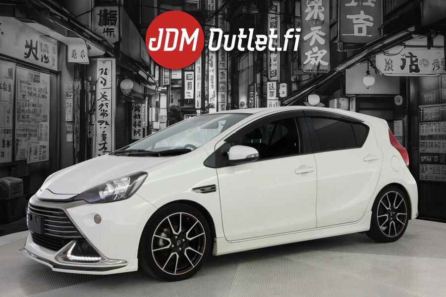 Toyota Aqua vaihtoauto