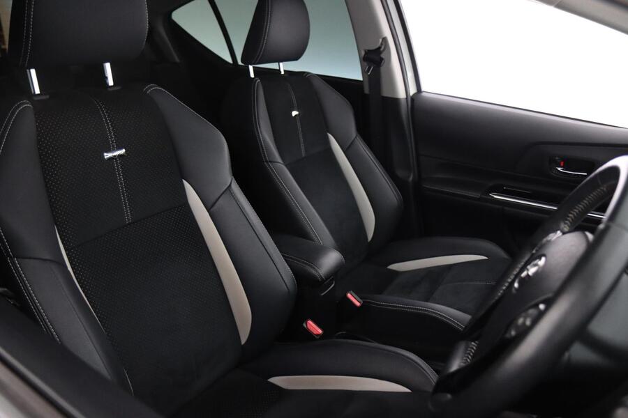 Toyota Aqua vaihtoauto