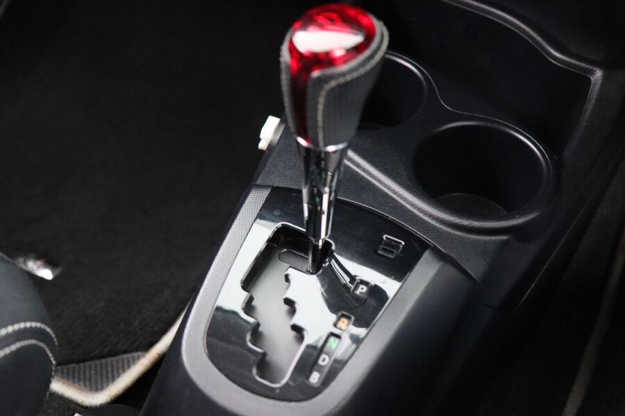 Toyota Aqua vaihtoauto