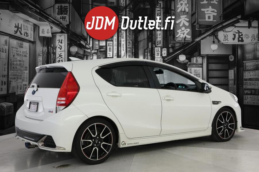 Toyota Aqua vaihtoauto