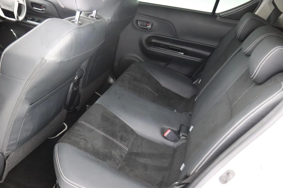 Toyota Aqua vaihtoauto