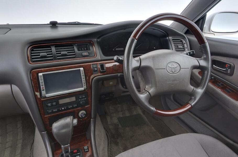 Toyota MarkII vaihtoauto