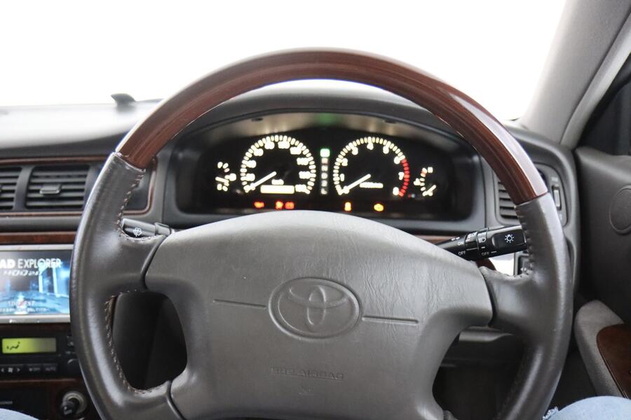 Toyota MarkII vaihtoauto