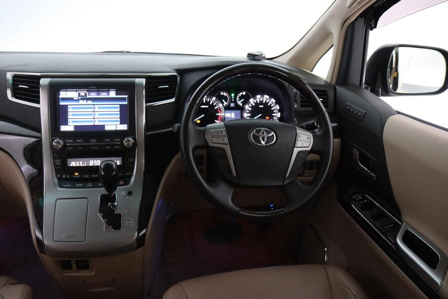 Toyota Vellfire vaihtoauto