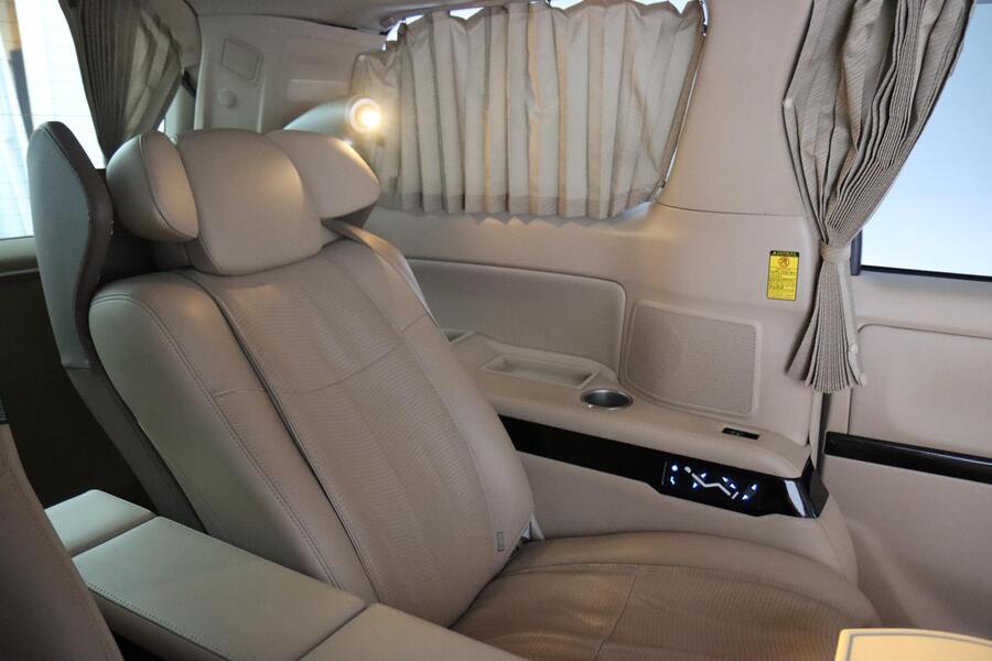 Toyota Vellfire vaihtoauto