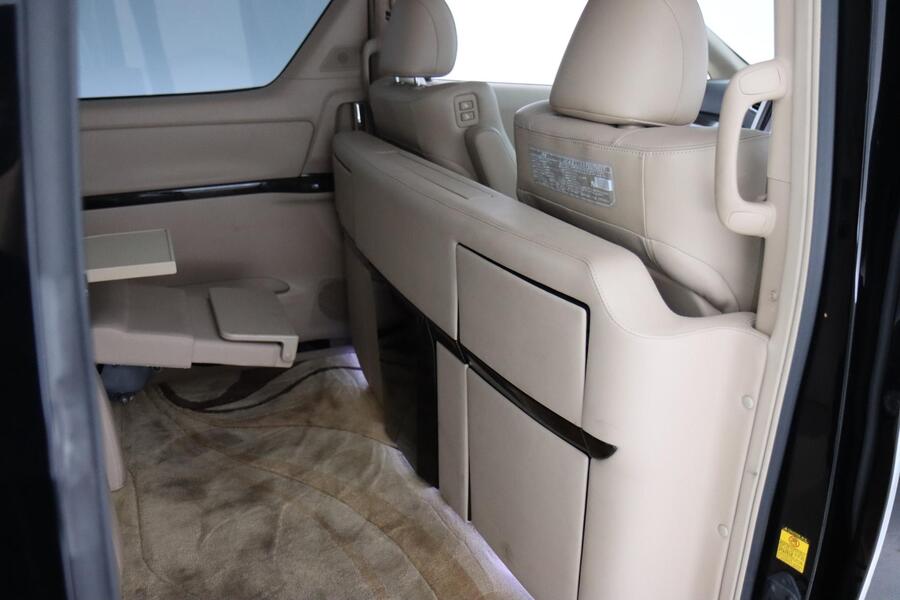 Toyota Vellfire vaihtoauto