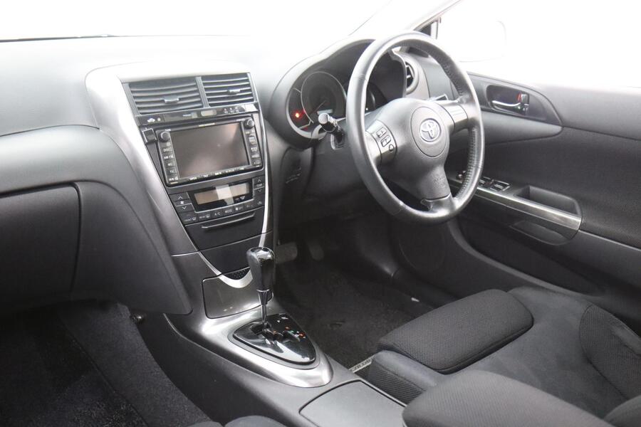 Toyota Caldina vaihtoauto