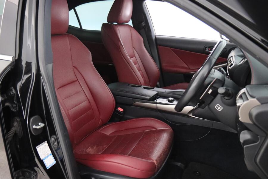 Lexus IS vaihtoauto