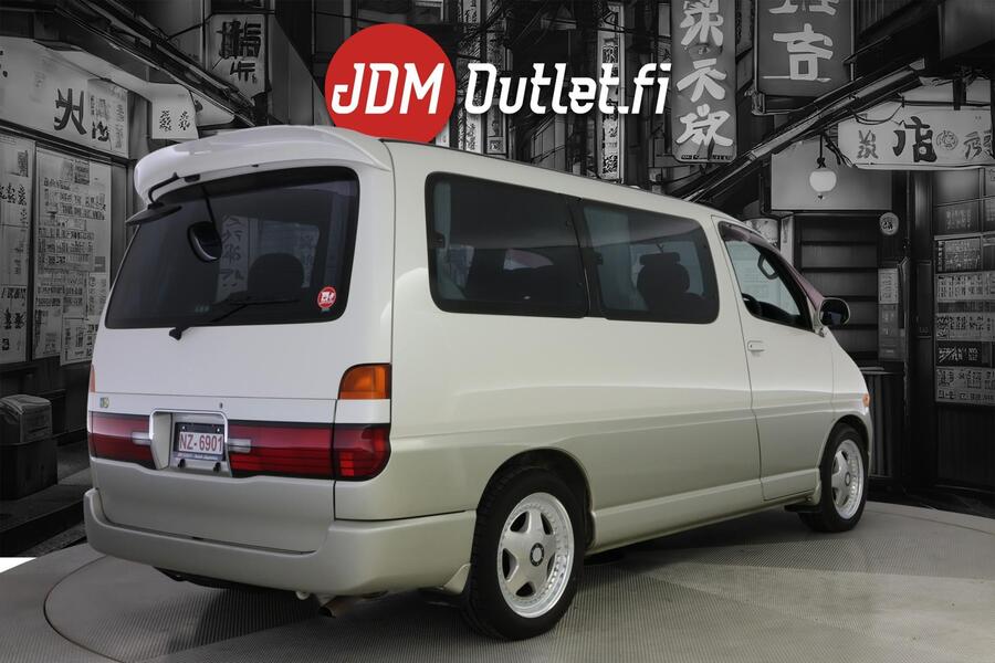 Toyota Granvia vaihtoauto