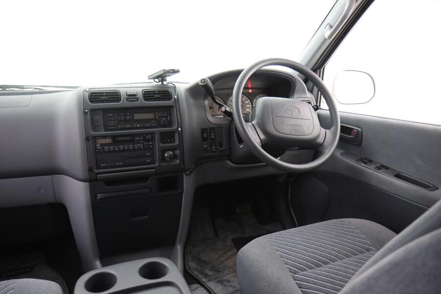 Toyota Granvia vaihtoauto