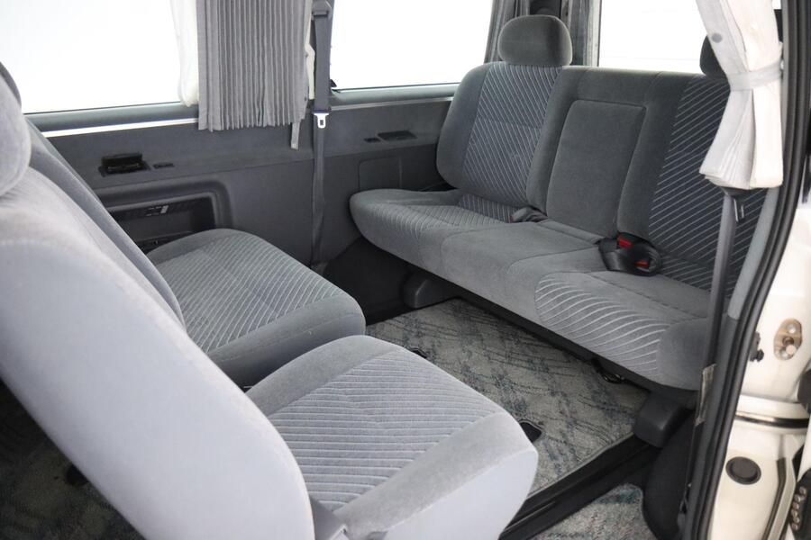 Toyota Granvia vaihtoauto