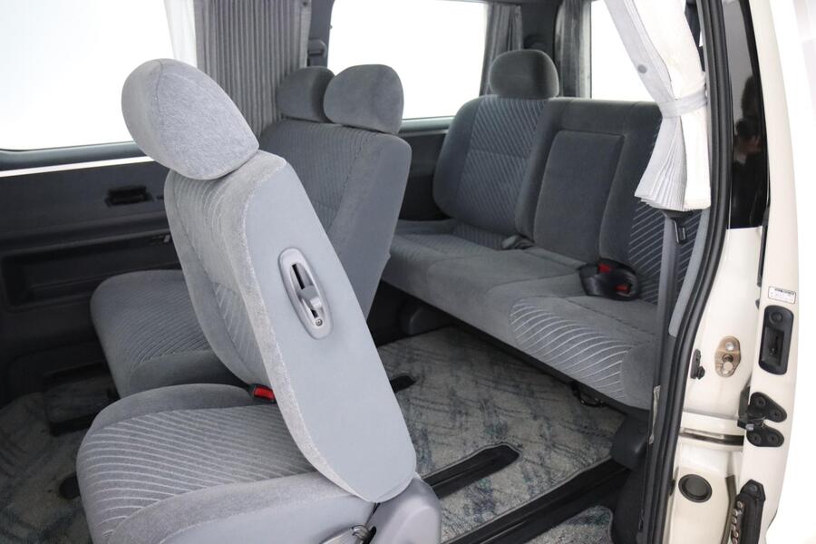 Toyota Granvia vaihtoauto