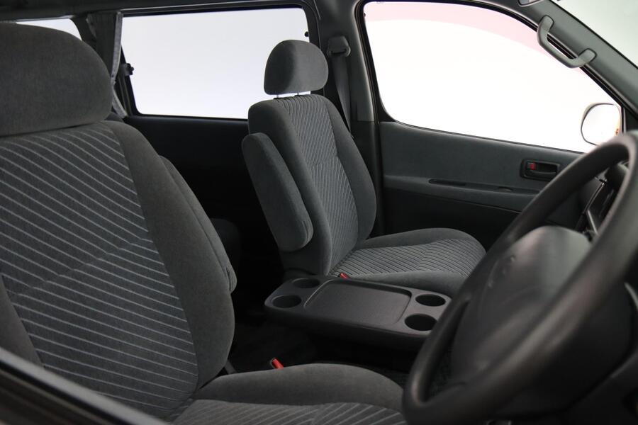 Toyota Granvia vaihtoauto