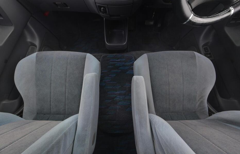 Toyota Estima vaihtoauto