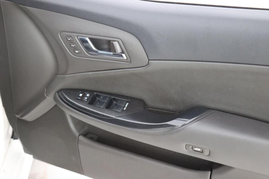 Toyota Crown vaihtoauto