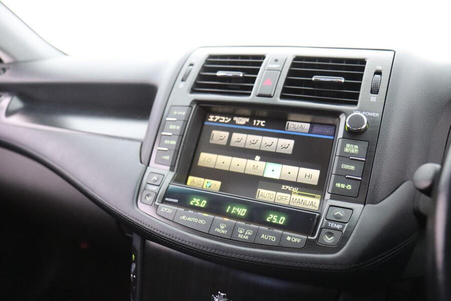 Toyota Crown vaihtoauto