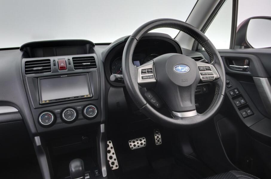 Subaru Forester vaihtoauto