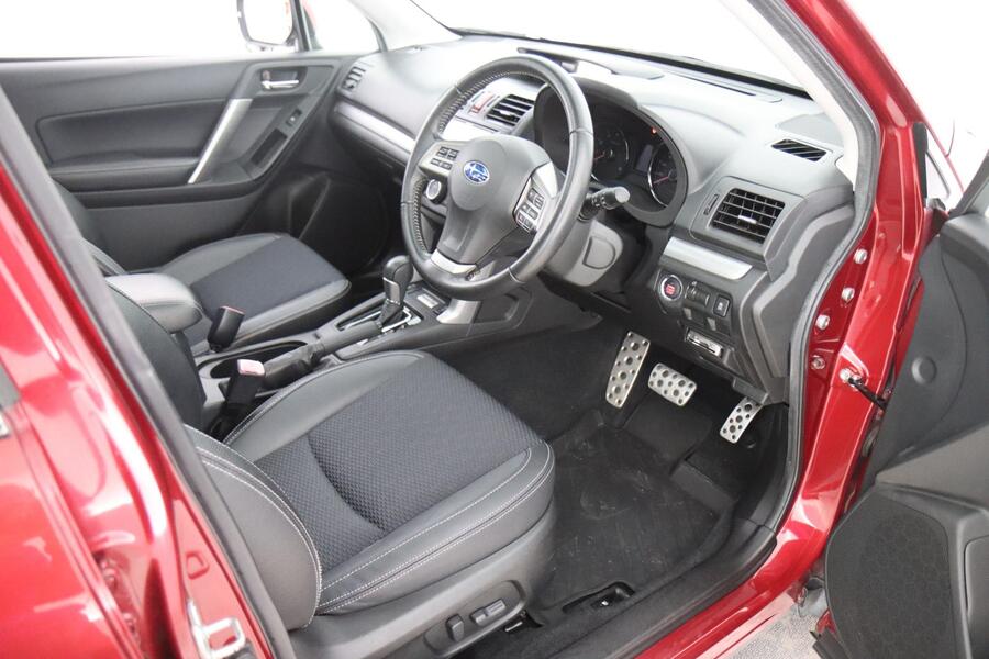 Subaru Forester vaihtoauto