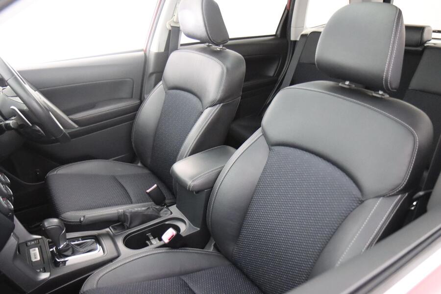 Subaru Forester vaihtoauto