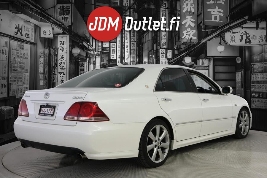 Toyota Crown vaihtoauto