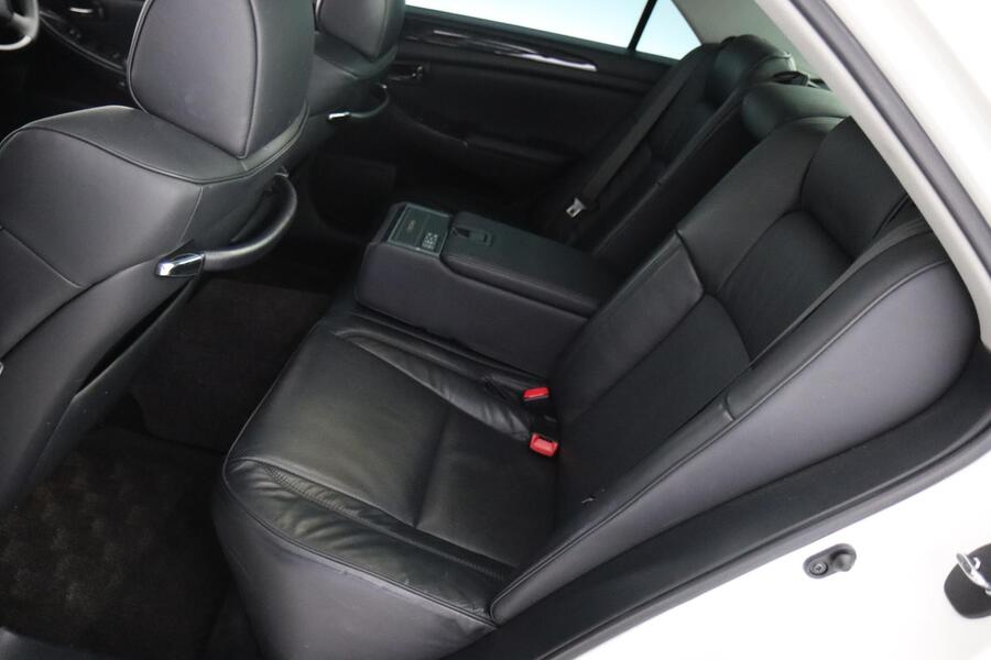 Toyota Crown vaihtoauto