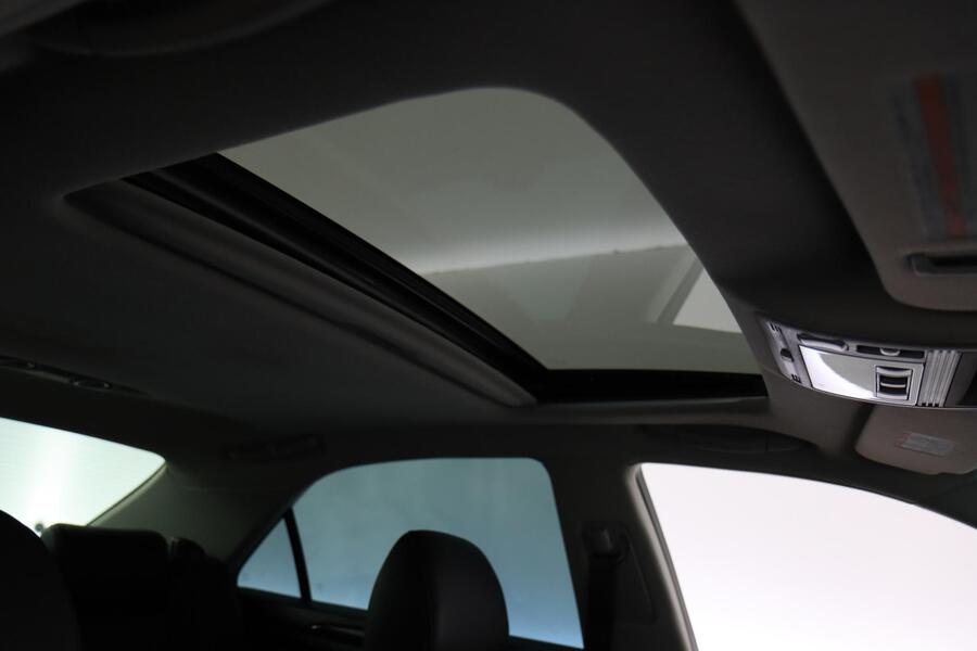 Toyota Crown vaihtoauto