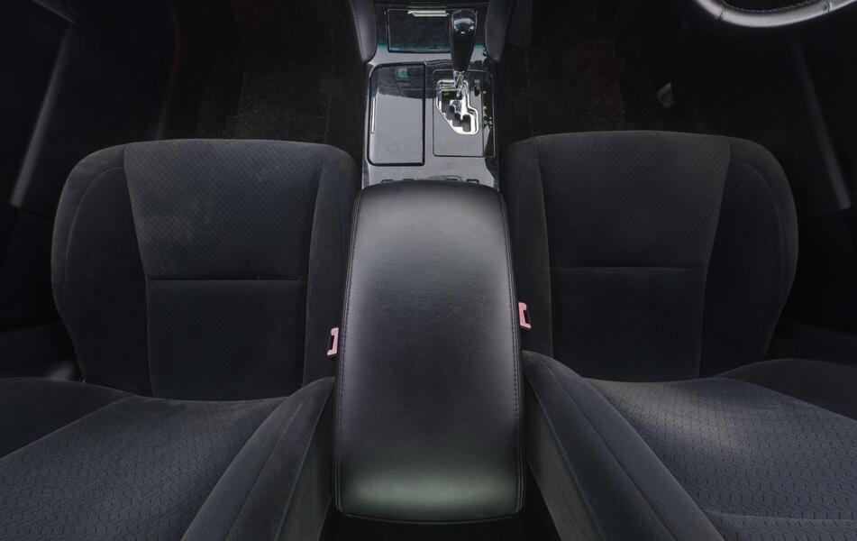 Toyota Crown vaihtoauto