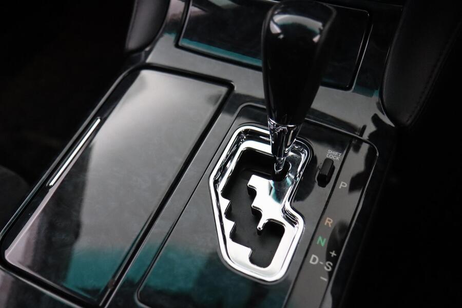 Toyota Crown vaihtoauto