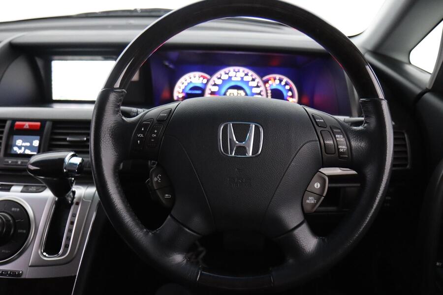 Honda Elysion vaihtoauto