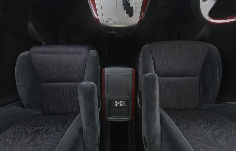 Toyota Vellfire vaihtoauto