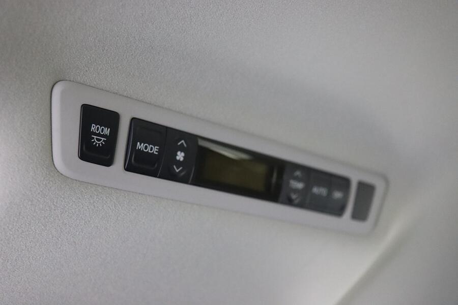 Toyota Vellfire vaihtoauto