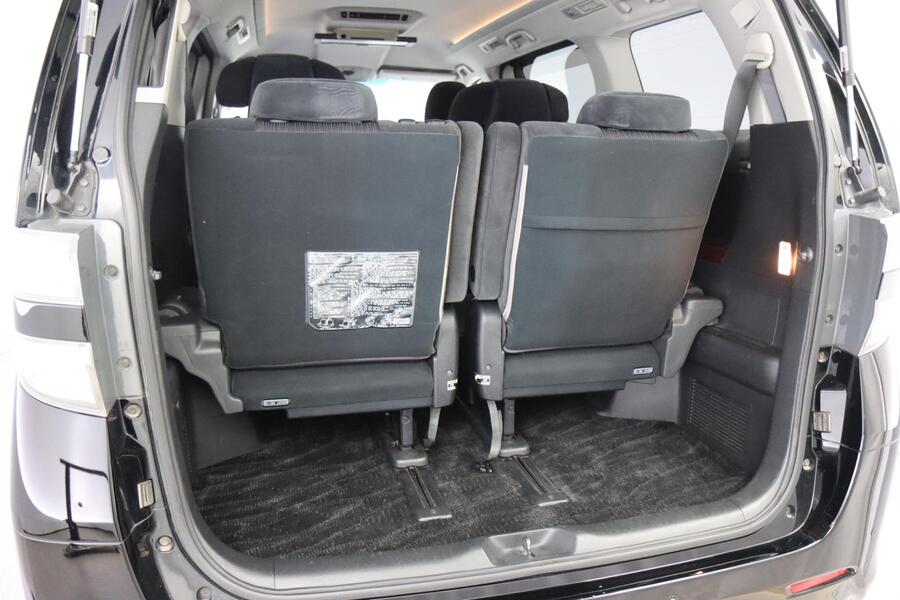 Toyota Vellfire vaihtoauto