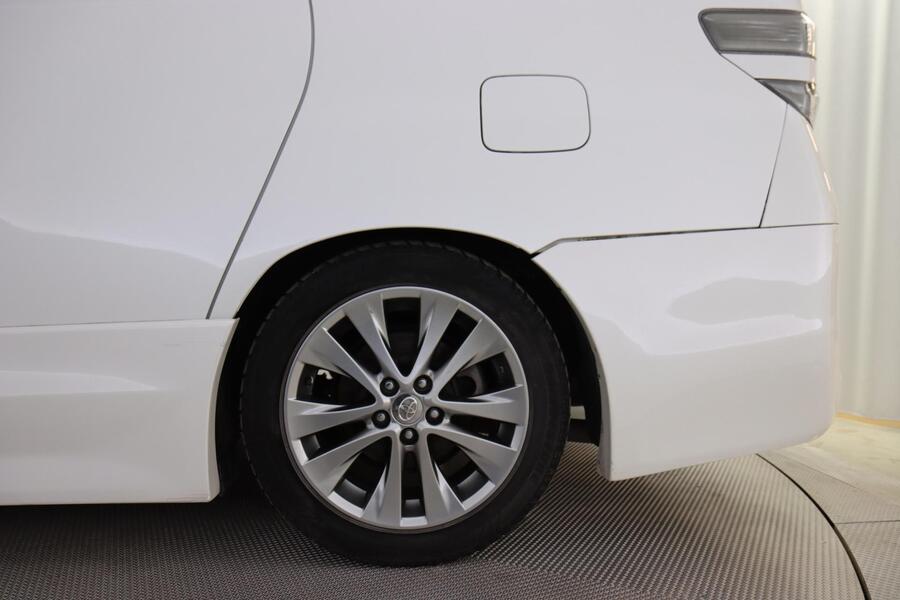 Toyota Vellfire vaihtoauto