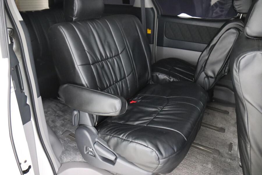 Toyota Alphard vaihtoauto