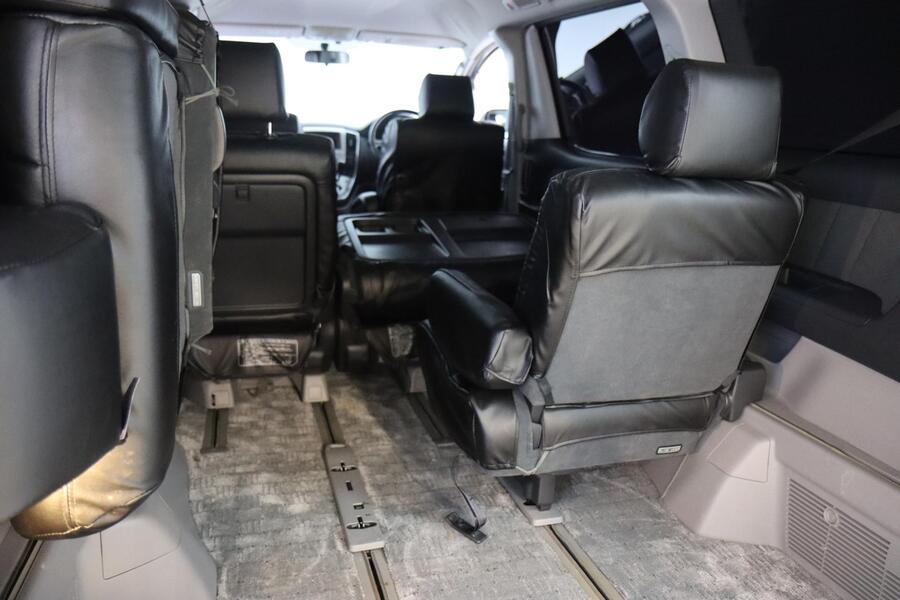 Toyota Alphard vaihtoauto